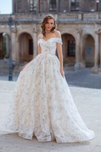 195 sarah 01 11a8358
