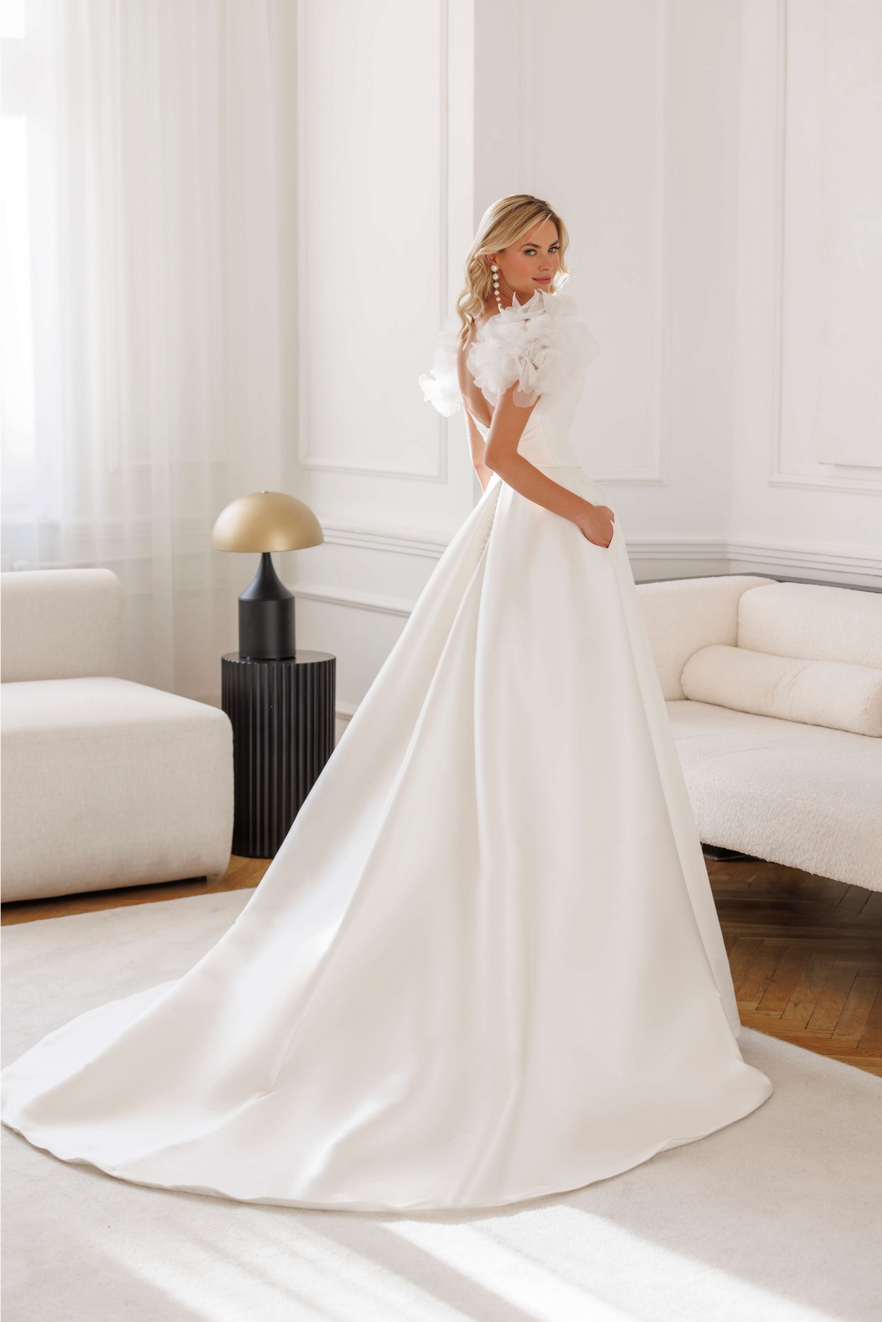 238 amora 03 0o7a9127